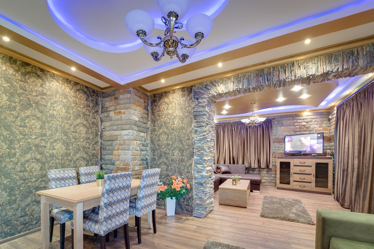 Unique Atmosphere With Golden Standard Design Sofia Exterior photo