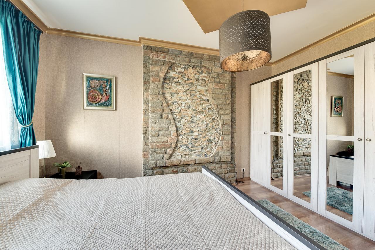 Unique Atmosphere With Golden Standard Design Sofia Exterior photo